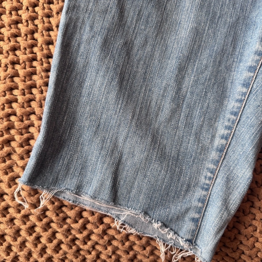 Lauren Ralph Lauren Denim Bermuda Shorts Size 12 Light Wash Raw Hem Style Jorts - Picture 8 of 14